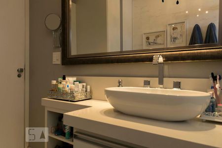 Apartamento para alugar com 110m², 2 quartos e 1 vagaQuarto 2 - Suíte/ Banheiro (Torneira)