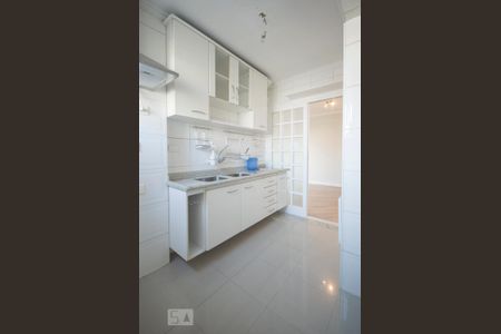 Apartamento à venda com 78m², 2 quartos e 1 vaga Apartamento à venda com 78m², 2 quartos e 1 vagaCozinha