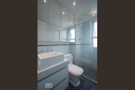 Apartamento à venda com 78m², 2 quartos e 1 vaga Apartamento à venda com 78m², 2 quartos e 1 vagaBanheiro