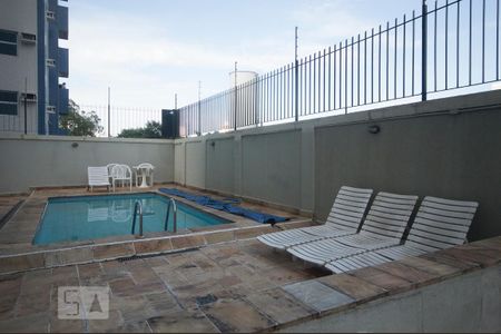 Apartamento à venda com 78m², 2 quartos e 1 vaga Apartamento à venda com 78m², 2 quartos e 1 vagaPiscina