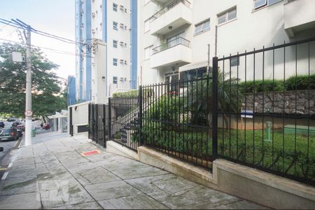Apartamento à venda com 78m², 2 quartos e 1 vaga Apartamento à venda com 78m², 2 quartos e 1 vagaFachada