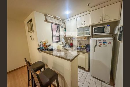 Apartamento à venda com 55m², 2 quartos e 1 vagaCozinha