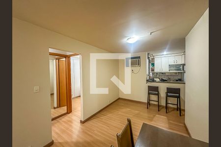 Apartamento à venda com 55m², 2 quartos e 1 vagaSala