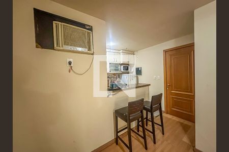 Apartamento à venda com 55m², 2 quartos e 1 vagaCozinha