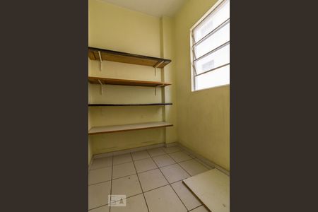 Studio para alugar com 220m², 2 quartos e 2 vagas Studio para alugar com 220m², 2 quartos e 2 vagasQuarto de serviço