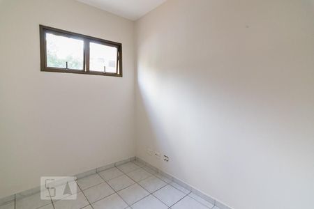 Apartamento para alugar com 130m², 4 quartos e 2 vagasQuarto de Serviço