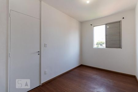 Quarto 1 de apartamento à venda com 2 quartos, 56m² em Vila Monumento, São Paulo