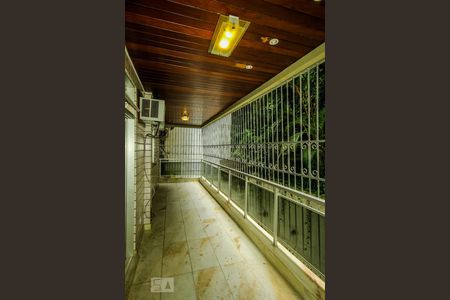 Apartamento à venda com 157m², 3 quartos e 2 vagas Apartamento à venda com 157m², 3 quartos e 2 vagasVaranda da Sala