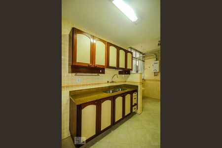 Apartamento à venda com 157m², 3 quartos e 2 vagas Apartamento à venda com 157m², 3 quartos e 2 vagasCozinha