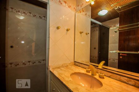 Apartamento à venda com 157m², 3 quartos e 2 vagas Apartamento à venda com 157m², 3 quartos e 2 vagasBanheiro do Quarto 3