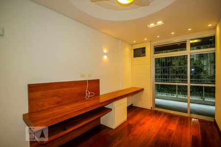 Apartamento à venda com 157m², 3 quartos e 2 vagas Apartamento à venda com 157m², 3 quartos e 2 vagasQuarto 1