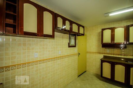 Apartamento à venda com 157m², 3 quartos e 2 vagas Apartamento à venda com 157m², 3 quartos e 2 vagasCozinha