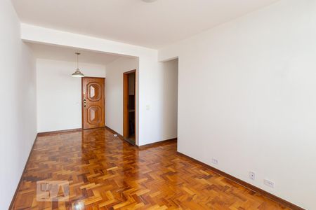 Sala de apartamento para alugar com 2 quartos, 79m² em Cerqueira César, São Paulo