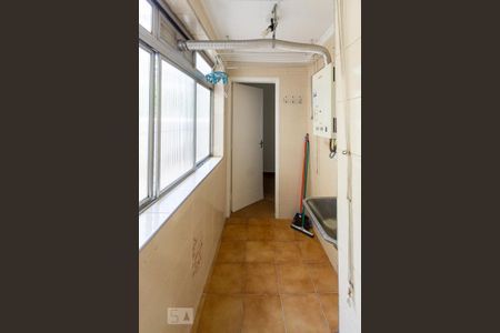 Apartamento à venda com 79m², 2 quartos e 1 vaga Apartamento à venda com 79m², 2 quartos e 1 vagaÁrea de Serviço