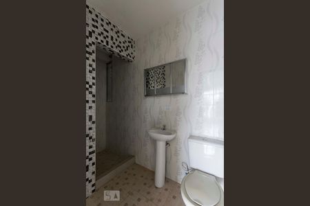 Banheiro de kitnet/studio para alugar com 1 quarto, 45m² em Vila Mariana, São Paulo