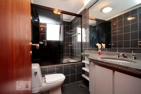 Apartamento para alugar com 110m², 3 quartos e 2 vagasBanheiro da Suíte