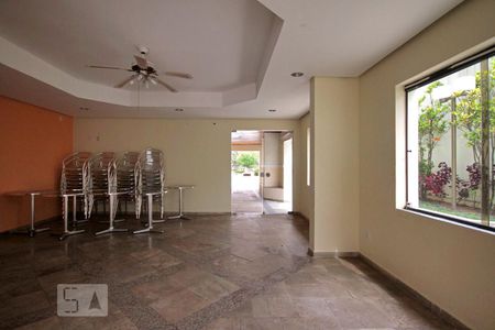 Apartamento para alugar com 110m², 3 quartos e 2 vagasSalão de Festas