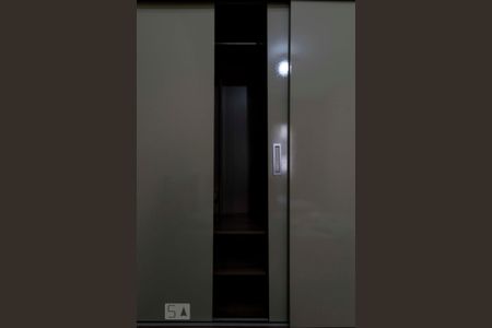 Quarto (Armários) de apartamento para alugar com 1 quarto, 52m² em Vila Mariana, São Paulo