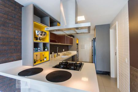 Apartamento à venda com 130m², 2 quartos e 2 vagasCozinha