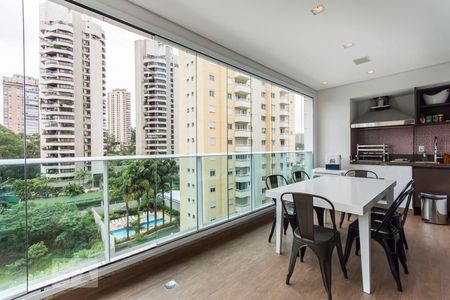 Varanda de apartamento à venda com 2 quartos, 130m² em Paraíso do Morumbi, São Paulo