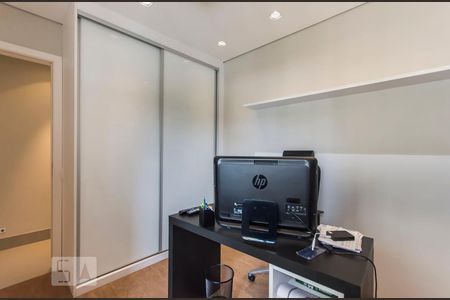 Suite de apartamento à venda com 2 quartos, 130m² em Paraíso do Morumbi, São Paulo