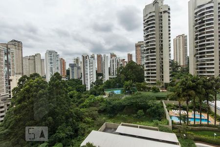 Vista de apartamento à venda com 2 quartos, 130m² em Paraíso do Morumbi, São Paulo