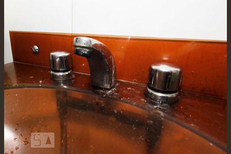 Apartamento à venda com 170m², 3 quartos e 1 vagaTorneira Banheiro Social.