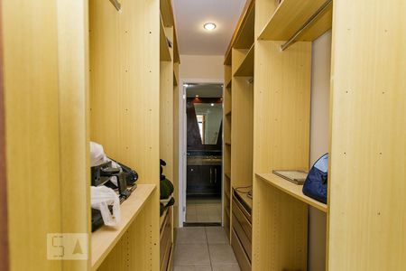 Apartamento para alugar com 193m², 4 quartos e 2 vagasCLOSET