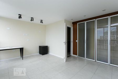 SUÍTE de apartamento para alugar com 4 quartos, 193m² em Barra da Tijuca, Rio de Janeiro