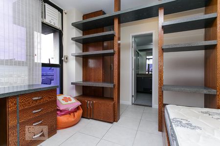 Apartamento para alugar com 193m², 4 quartos e 2 vagasSUÍTE
