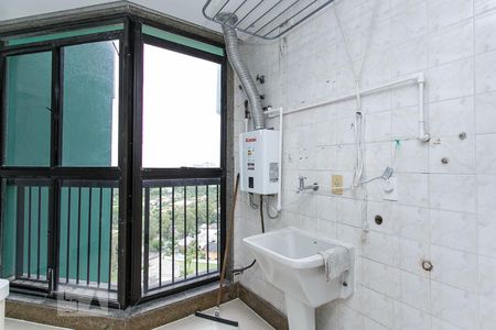 Apartamento para alugar com 193m², 4 quartos e 2 vagasLAVANDERIA