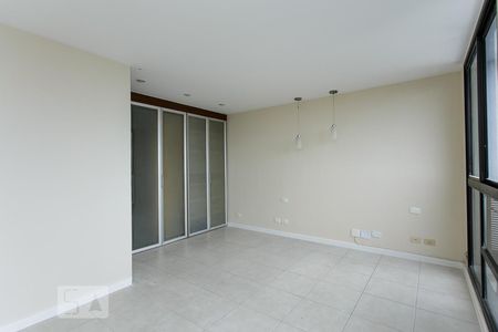 SUÍTE de apartamento para alugar com 4 quartos, 193m² em Barra da Tijuca, Rio de Janeiro