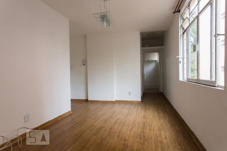 Apartamento à venda com 40m², 1 quarto e sem vagaSala