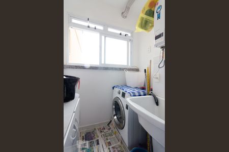 Apartamento para alugar com 133m², 3 quartos e 2 vagas Apartamento para alugar com 133m², 3 quartos e 2 vagasÁrea de serviço