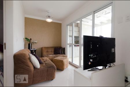Apartamento para alugar com 133m², 3 quartos e 2 vagas Apartamento para alugar com 133m², 3 quartos e 2 vagasPiso superior - sala