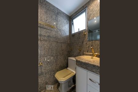 Suíte - Banheiro de apartamento para alugar com 1 quarto, 50m² em Aclimação, São Paulo
