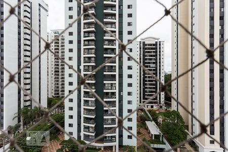 Vista de apartamento para alugar com 2 quartos, 67m² em Indianópolis, São Paulo