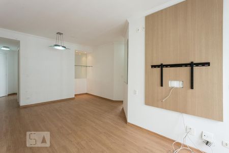 Sala de apartamento para alugar com 2 quartos, 67m² em Indianópolis, São Paulo