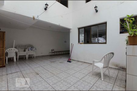 Casa para alugar com 100m², 3 quartos e 2 vagasQuintal