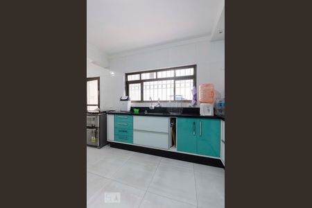 Casa para alugar com 100m², 3 quartos e 2 vagasCozinha