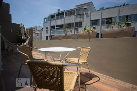 Apartamento à venda com 350m², 4 quartos e 2 vagasVaranda fundos