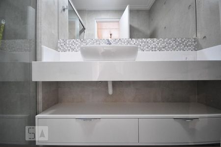 detalhe do banheiro de apartamento à venda com 1 quarto, 70m² em Jardim Fonte do Morumbi, São Paulo