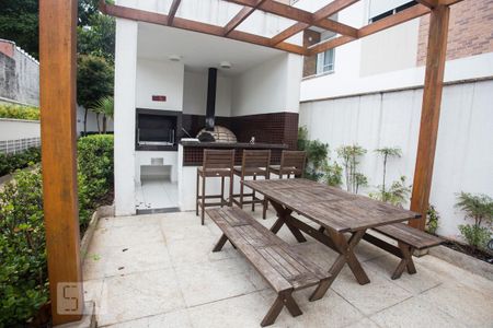 Apartamento à venda com 85m², 1 quarto e 2 vagas Apartamento à venda com 85m², 1 quarto e 2 vagasChurrasqueira