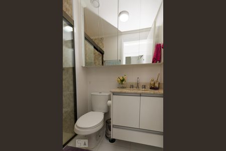 Apartamento à venda com 71m², 2 quartos e 1 vagaBanheiro