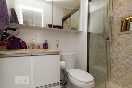 Apartamento à venda com 71m², 2 quartos e 1 vagaBanheiro da Suíte