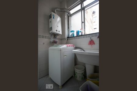 Apartamento à venda com 140m², 3 quartos e 1 vaga Apartamento à venda com 140m², 3 quartos e 1 vagaÁrea de Serviço