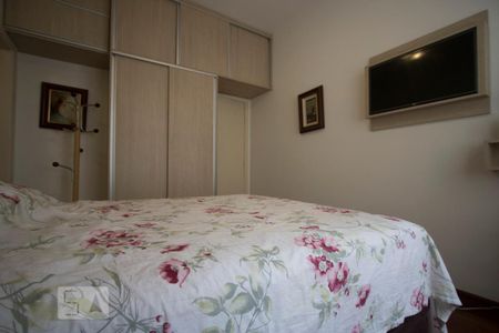 Apartamento à venda com 140m², 3 quartos e 1 vaga Apartamento à venda com 140m², 3 quartos e 1 vagaSuíte
