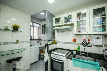 Apartamento à venda com 140m², 3 quartos e 1 vaga Apartamento à venda com 140m², 3 quartos e 1 vagaCozinha