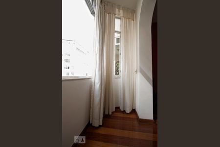 Sala de apartamento para alugar com 3 quartos, 140m² em Copacabana, Rio de Janeiro