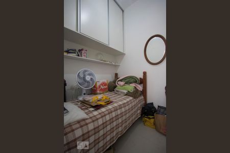 Apartamento à venda com 140m², 3 quartos e 1 vaga Apartamento à venda com 140m², 3 quartos e 1 vagaQuarto de serviço